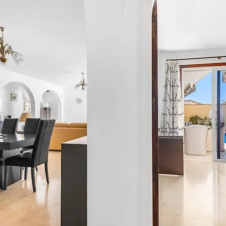 Gigantes Cliffs And Ocean Front Villa Puerto de Santiago (Tenerife)